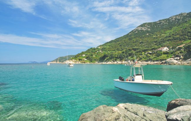 Voyagez en Corse et visitez l'Île d'Elbe | Traversée, Hôtels, Plages & Plus